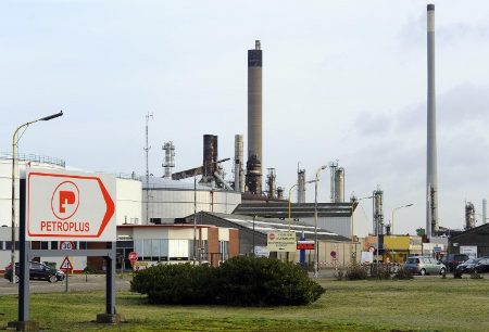 Refinería Petroplus AFP