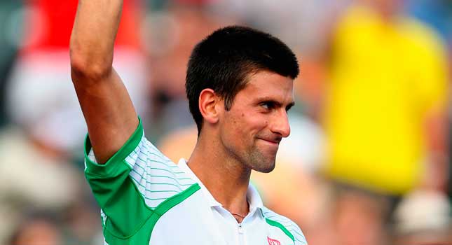 Djokovic avanza a los octavos de final en Miami