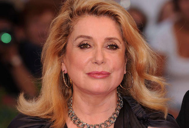 catherine_deneuve_leader
