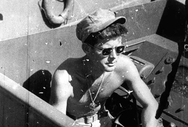 kennedy-naval-segunda-guerra-mundial