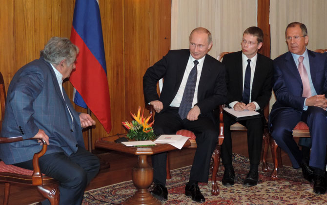 mujica-putin-e