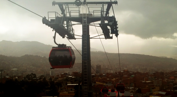 Línea Roja del teleférico. La Paz, Bolivia. Parte de la línea más grande del mundo / Foto: Miguel Velasco