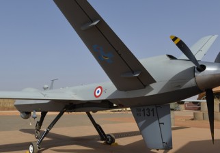 Pilotos y controladores reportaron unos 175 incidentes con drones en un año / foto: AFP