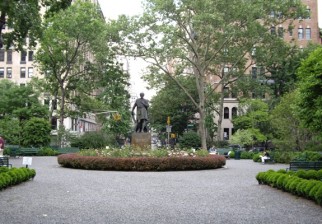 Estatua de Edwin Booth, fundandor del players club del Distrito Histórico Gramercy Park / Foto: Wikimedia Commons - BM Ken