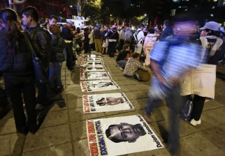 Las marchas en solidaridad a los 43 desaparecidos se dan en todo México y diversas ciudades del mundo. / Foto: AFP