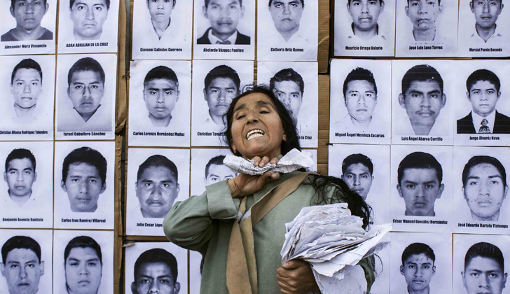 Las manifestaciones y marchas por los desaparecidos de Iguala siguen en todo México y en otros países del mundo / Foto: Atoq Wallpa Sua