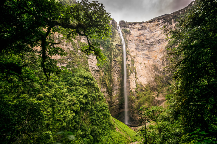 Catarata Gocta quinta más alta del mundo, en Perú