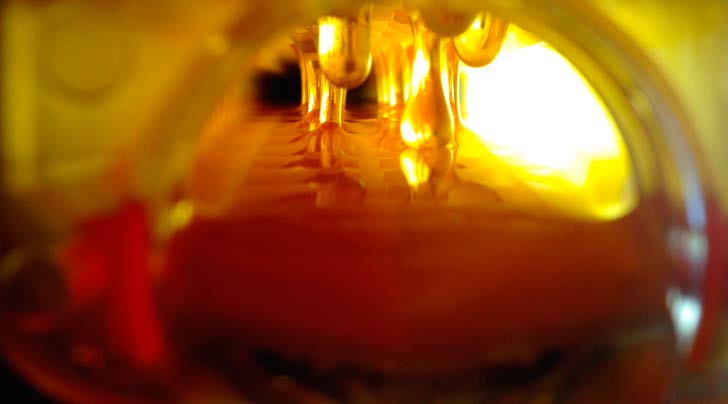El sabor de la miel sin procesar extraída con este sistema se asemeja al gusto de la miel silvestre / Foto: HoneyFlow El sabor de la miel sin procesar extraída con este sistema se asemeja al gusto de la miel silvestre / Foto: HoneyFlow