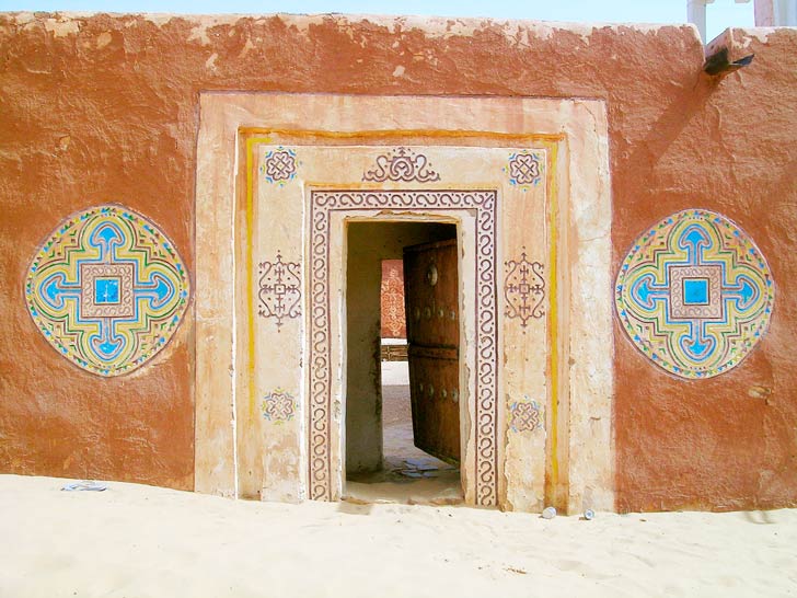 Entrada a una casa en Oualata, Mauritania / Foto: Hugues
