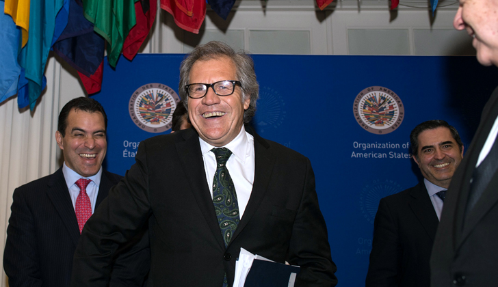 “No me interesa ser el administrador de la crisis de la OEA, sino el facilitador de su renovación”, expresó Almagro este miércoles luego de ser proclamado como nuevo secretario general. / Foto: Nicholas Kamm - AFP