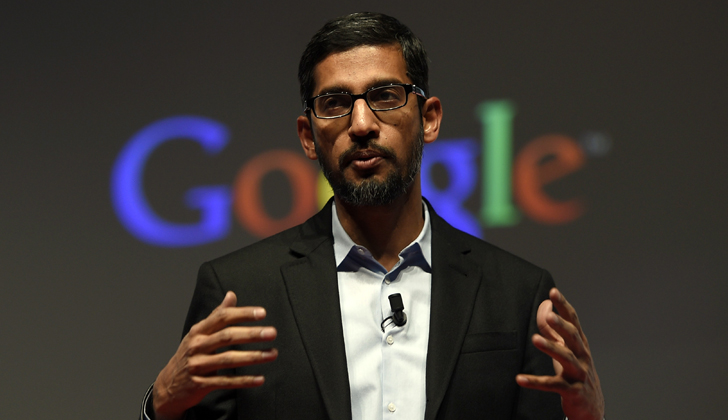 Sundar Pichai, vicepresidente de Google, confirmó que la empresa entrará a competir en el mercado de celulares. / Foto: AFP
