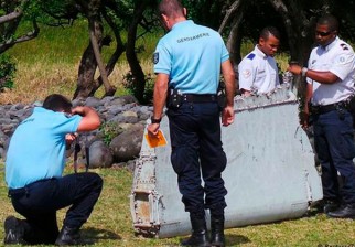 Confirman que fragmento de ala es de un Boeing 777 igual al modelo del vuelo MH370. Foto: EFE