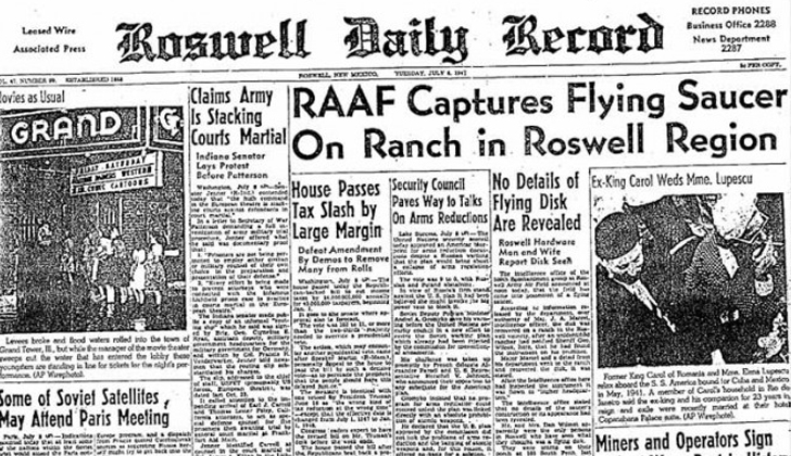 El matutino "Roswell Daily Record" publicó en su portada la noticia de la supuesta captura de un ovni accidentado en esa ciudad. La noticia causó revuelo en toda la ciudad. 