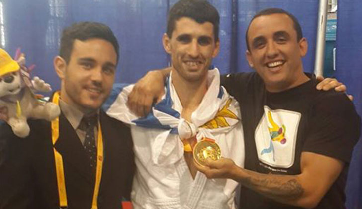 Henry Borges medalla de oro para Uruguay en los Parapanamericanos. Foto: Facebook Nacho Tempone.