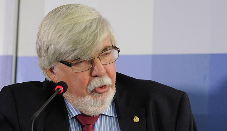 Eduardo Bonomi,  Ministro del Interior de Uruguay.