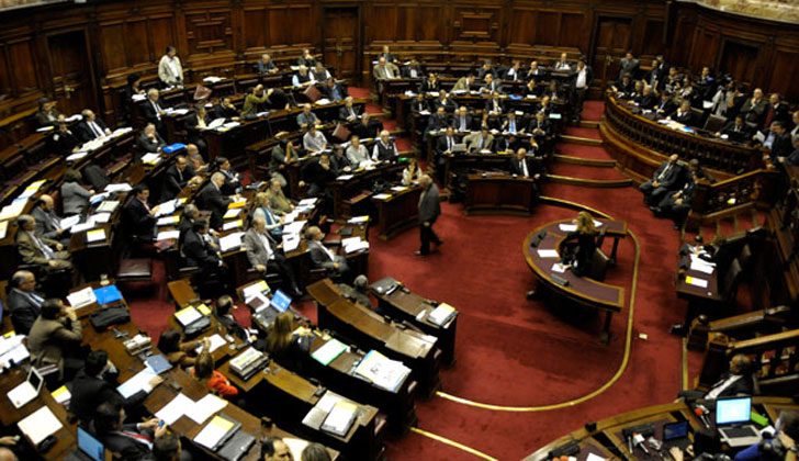 parlamento-uruguay