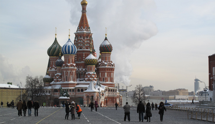 Catedral de San Basilio y la Plaza Roja, en el corazón de Moscú. Foto: Pixabay.