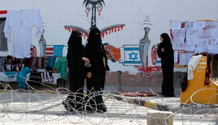 Mujeres votan por primera vez en Arabia Saudita. Foto: AFP