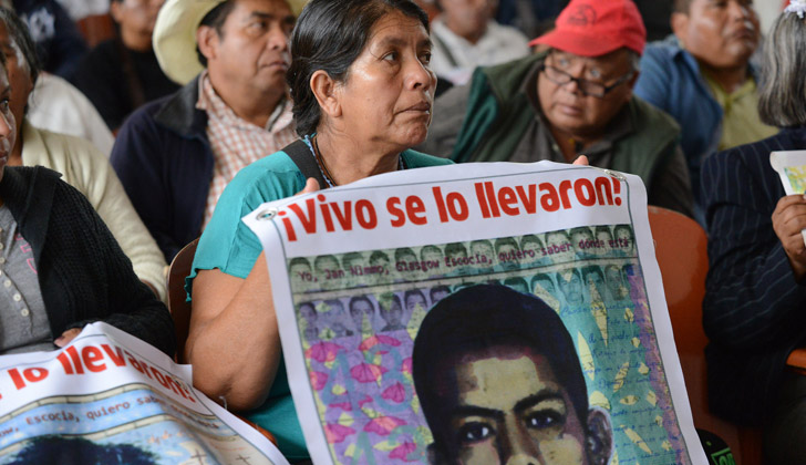 Manifestación de los padres de los 43 desaparecidos de la Escuela Rural Normal de Ayotzinapa. Foto: CIDH. 