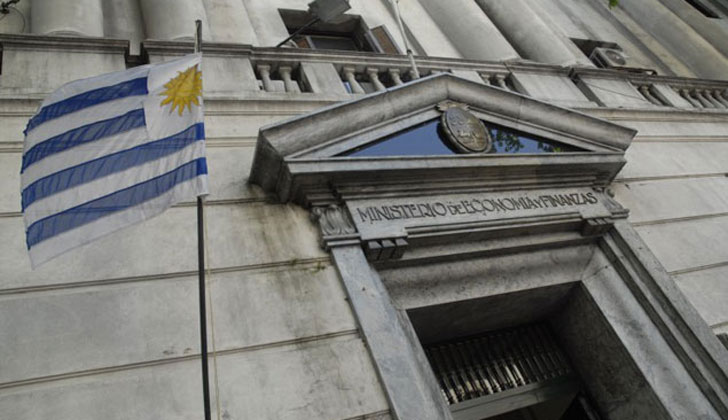 Calificadora de riesgo DBRS Inc. remarca que la tendencia de todas las calificaciones de Uruguay son “estables”.
