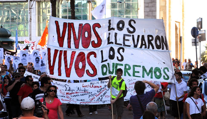 Movimientos sociales realizan este domingo 26 una jornada de propaganda y agitación por la desaparición de los 43 estudiantes de Ayotzinapa