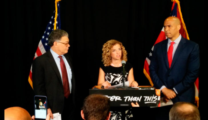 Emails filtrados Wikileaks evidencian el sabotaje del Partido Demócrata a Sanders. Foto: @DWStweets