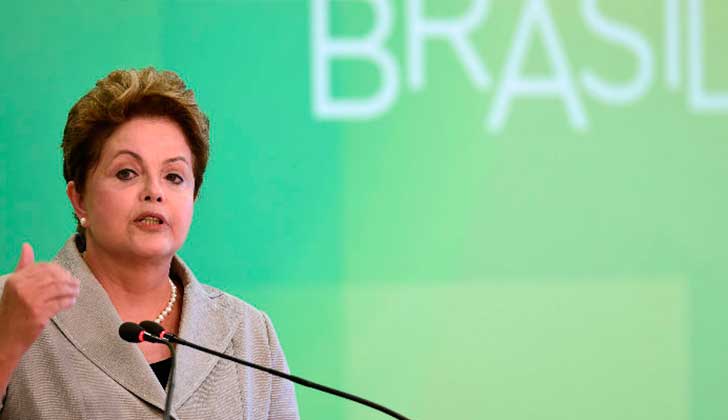 Dilma Rousseff: "No tengo la ninguna intención de renunciar. No les daré ese regalo a mis adversarios". Foto: AFP