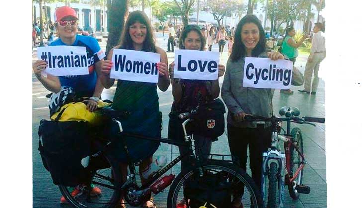 Bajo el hashtag #IranianWomenLoveCycling mujeres iraníes desafían la prohibición de andar en bici.