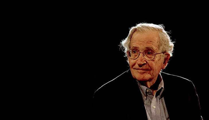 Chomsky afirma que EE.UU. "hace la vista gorda" al apoyo de Arabia Saudita al terrorismo.