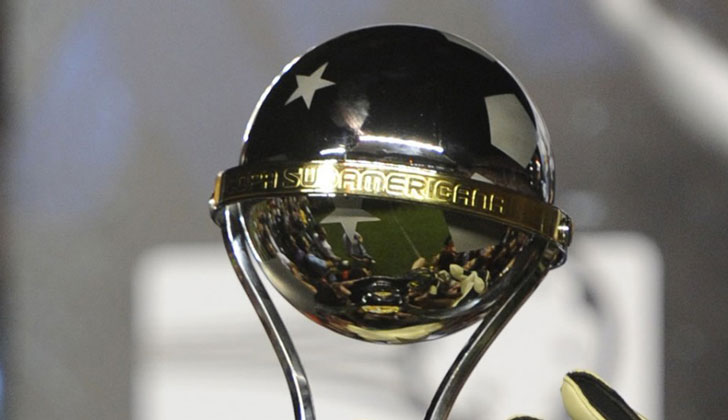 Copa-Sudamericana-trofeo-2