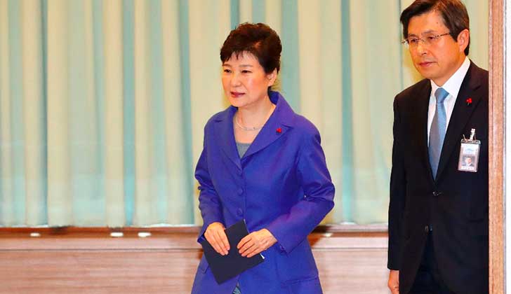 Corea del Sur: Parlamento aprueba juicio político contra presidenta y es suspendida por seis meses.