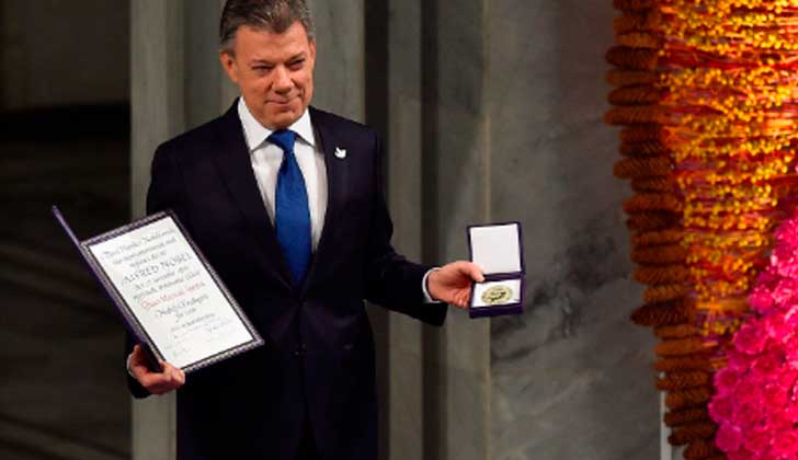 Santos: "El Premio Nobel fue el viento de popa que nos impulsó para llegar a nuestro destino, ¡el puerto de la paz!". Foto: @JuanManSantos 