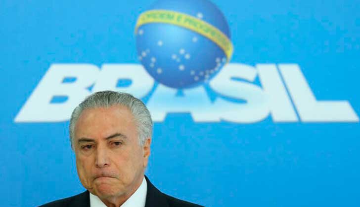 Movimientos sociales brasileños presentaron pedido de juicio político contra Temer. Foto: PT