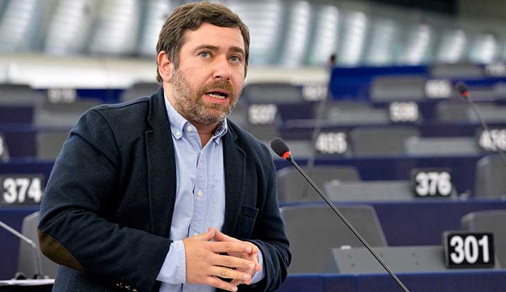 Eurodiputado denuncia que Almagro es portavoz de la derecha y  buscar una intervención extranjera en Venezuela. Foto: Parlamento Europeo