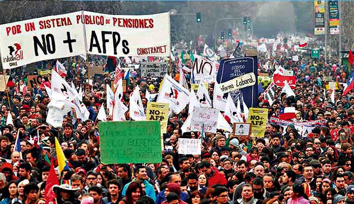 Chilenos realizaron la marcha "más grande de la historia” contra las AFP. Foto archivo.