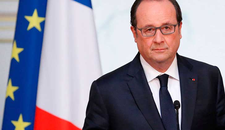 Hollande llama a votar por Macron antes que a Le Pen.