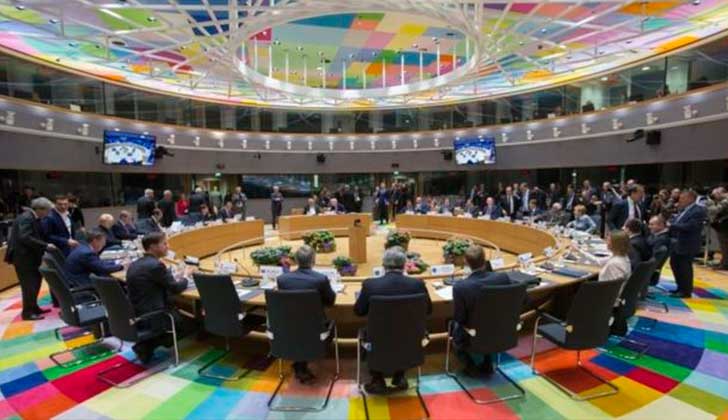 Líderes de la UE aprueban por unanimidad las pautas para las negociaciones del 'Brexit'.