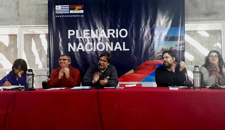 Plenario del FA respaldó la política exterior de Uruguay respecto a Venezuela, pero rechazó la actitud de Almagro. Foto: Facebook Frente Amplio