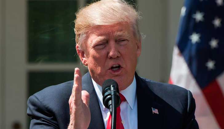 Trump suspende un programa de la CIA para armar a rebeldes en Siria.