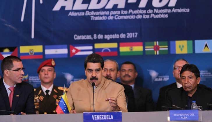 Maduro propone un diálogo regional para "restituir las normas de respeto al derecho internacional".