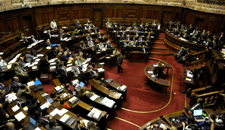 parlamento-uruguay