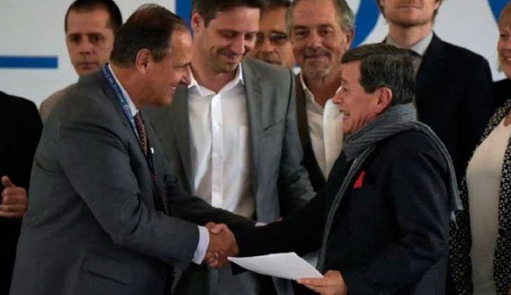 El Gobierno de Colombia y el ELN acuerdan un cese al fuego bilateral. Foto: @elmorichal70 