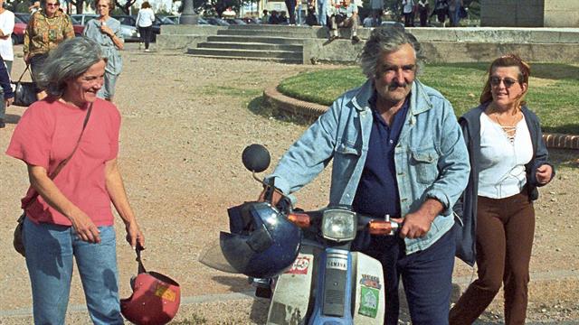Topolansky (izq) junto a Mujica, en una foto de archivo.