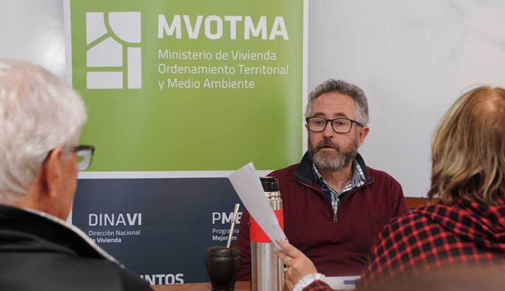 MVOTMA prevé otorgar 250 soluciones habitacionales a familias de bajos recursos de Rocha. Foto: Presidencia