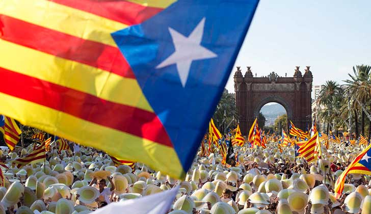 Alcandesa de Barcelona garantiza que "se podrá participar" del referéndum del 1-O.