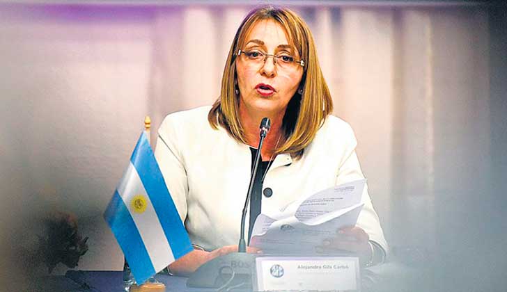 Con una carta dirigida a Macri, renunció la fiscal general de Argentina.