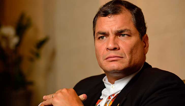 Rafel Correa: “Los principales instrumentos de manipulación son ciertos medios de comunicación”.