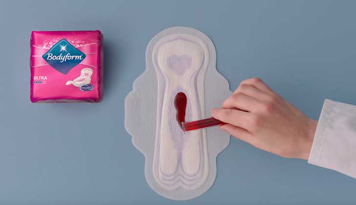 El anuncio británico que busca romper con los tabúes de la menstruación.