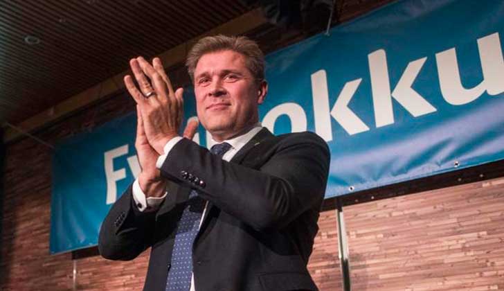 Los conservadores ganan las elecciones en Islandia pero dependen de fuerzas de centro.