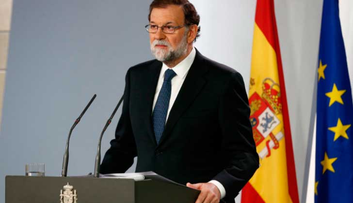 Rajoy exige a Puigdemont que asegure que no habrá declaración de independencia para evitar "males mayores". Foto:@MarianoRajoy